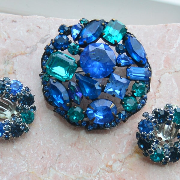 SALE! Weiss Set, Brooch/Earrings -Signed, Beautiful Blue/Green Cabs, Clip, Great Gift - Vintage - Rare, Fabulous!