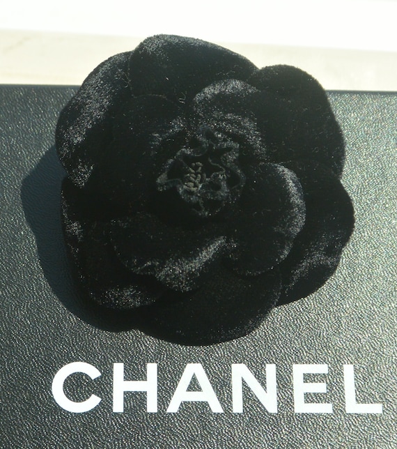 SALE Chanel Flower Brooch/pin UNUSED Signed Black -  Israel