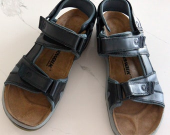 Sandales Birkenstock Newaw Fire : NEUVES, cuir nubuck noir, EU 45/US 12, vintage, en solde !