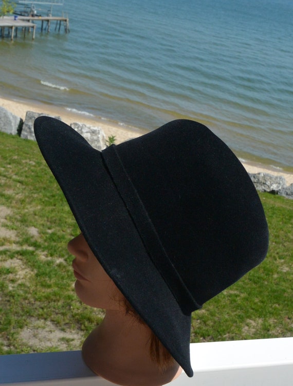 Frank Olive Black Felt Wool Hat - Neiman Marcus Designer  display picture 1