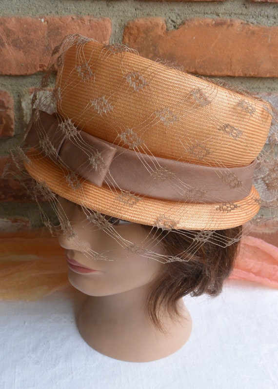 48 HR SALE! Elsa Schiaparelli Hat - Peach/ Taupe.
