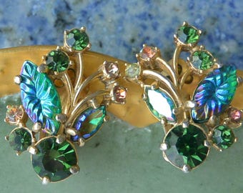 Boucles d'oreilles Elsa Schiaparelli - signées, pierres de lave irisées, tailles/couleurs multicolores - vintage !, SOLDES !