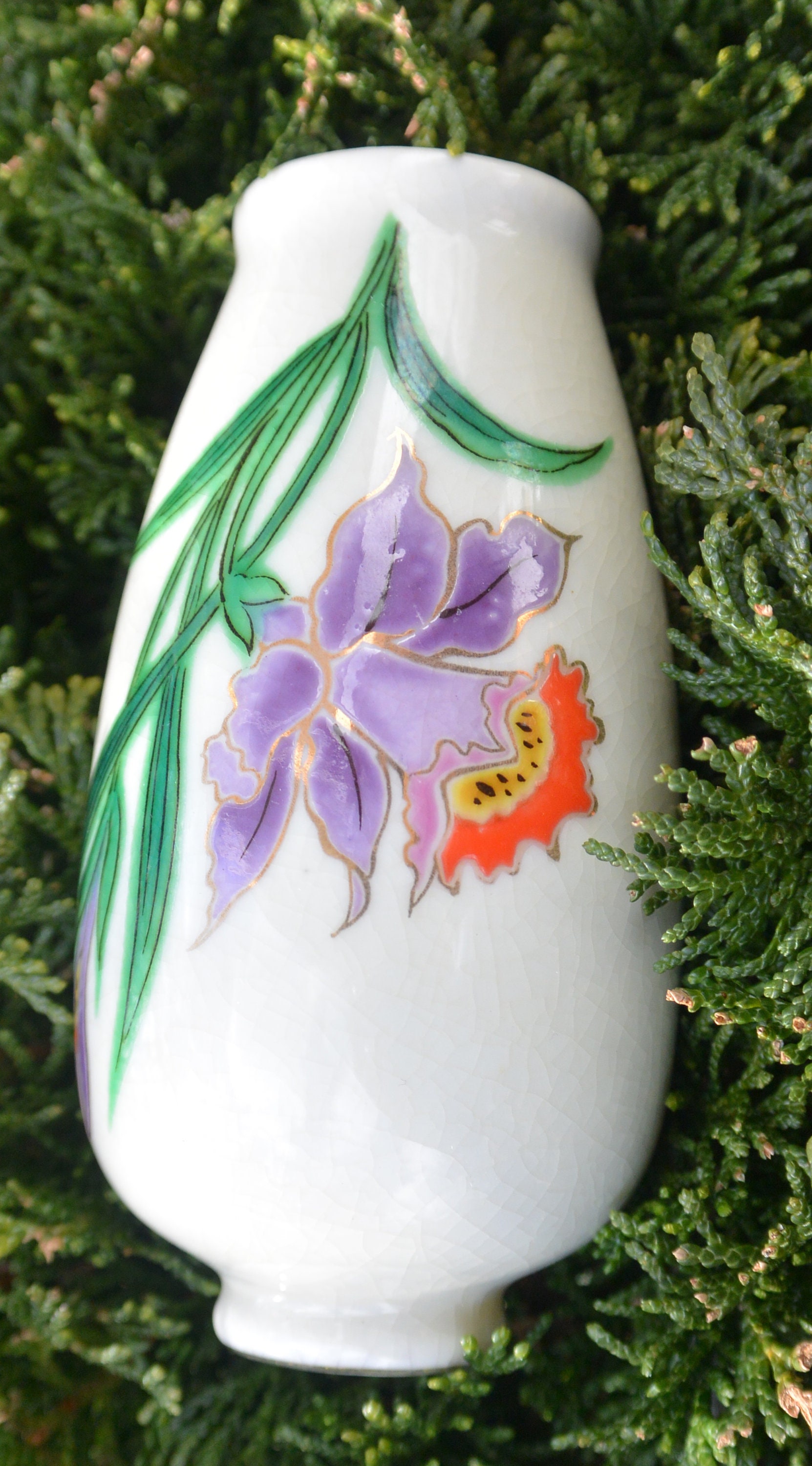 48 Hr SALE Iris Vase Japan Hand Painted Colorful Great Etsy