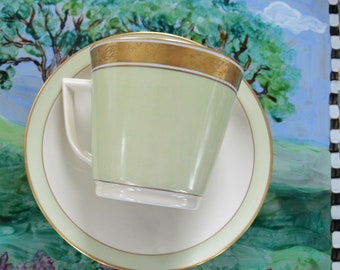 VENTE ! Tasse et soucoupe Royal Copenhagen - Dagmar, poinçonnées, vert/or, Danemark, excellent cadeau - vintage - rare, fabuleux !