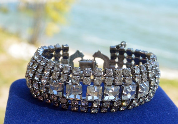 SALE Weiss Bracelet Signed Sparkling Multi Shape size Stones