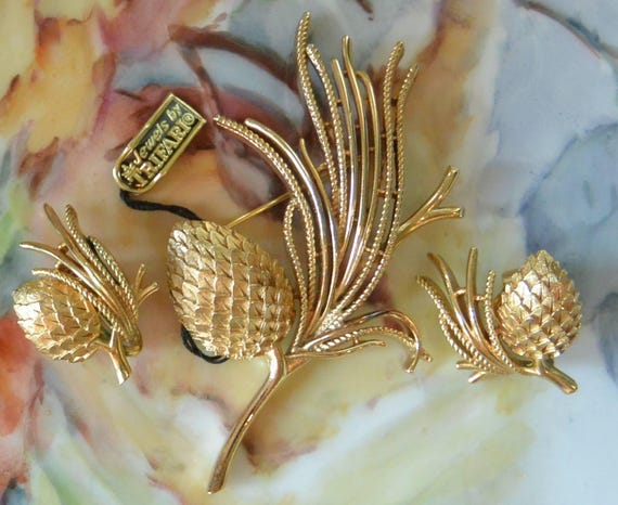 Alfred Phillipe Crown Trifari, Pinecone Brooch & Earrings Set