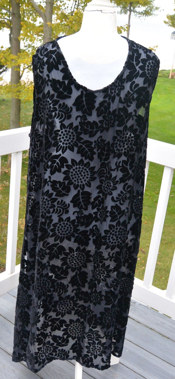 SALE! Harari Maxi Dress - UNUSED - Black Velvet on