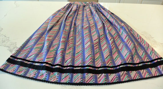 Sale! Dirndl Skirt - German Made, ALPHORN TRACHTE… - image 4