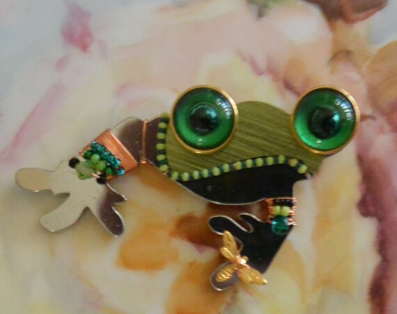 SALE! Liztech Frog Brooch - Signed, Retro Glass, … - image 7