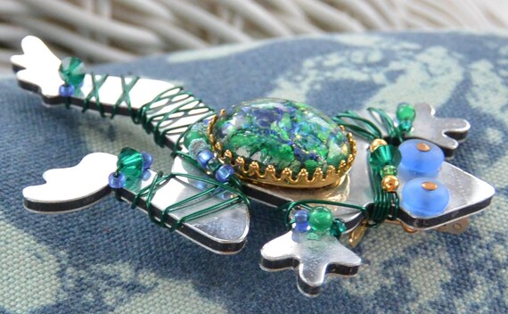Liztech Brooch - UNUSED - Signed,  3D Jeweled Frog, Hand Crafted  US,, Retro Glass, Vintage, Retired, SALE! View 3