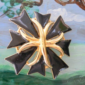 Kenneth Jay Lane Brooch: Signed, Art Deco, 3D Black Enameled/Gold Tone Design, Vintage, SALE!
