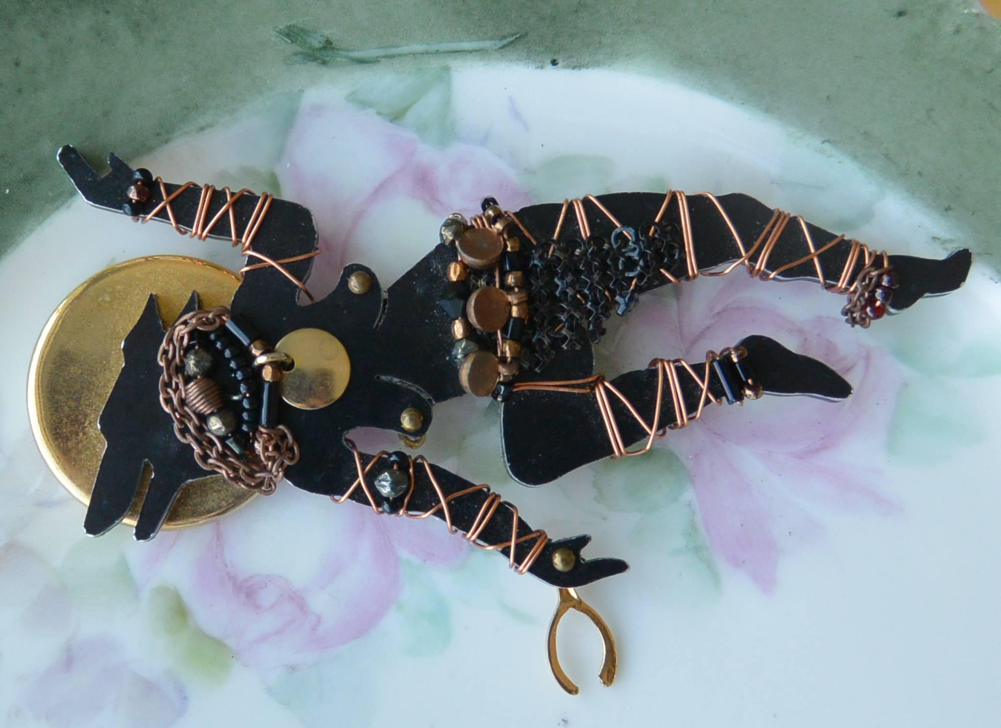 Liztech Ceremonial Wolf Brooch: Vintage Handcrafted Signed Jewelry