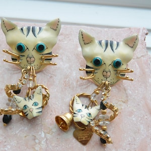 Déjeuner au Ritz Boucles d'oreilles - INUTILISÉES - signées, chat, déclaration, carte originale, percées, excellent cadeau - vintage - rares, fabuleux !