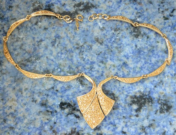 Trifari necklace best sale price