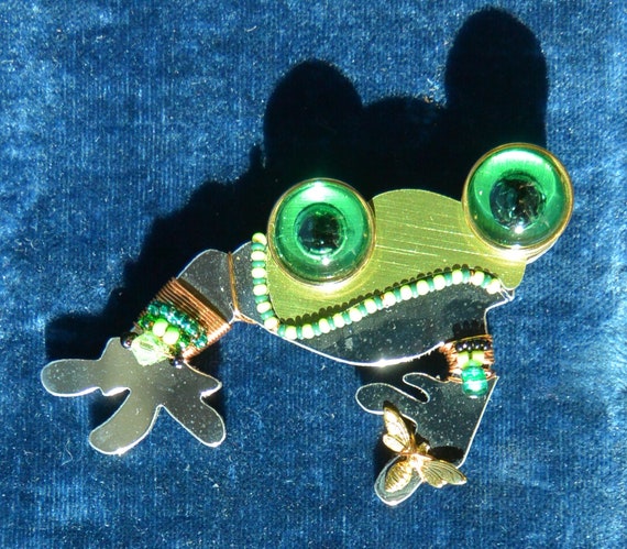 SALE! Liztech Frog Brooch - Signed, Retro Glass, … - image 1