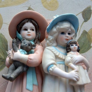 Jan Hagara 2 Girls  Statue -  Phillip's Cousins,  Hand Signed, Hallmarked/Numbered,  Vintage, SALE!