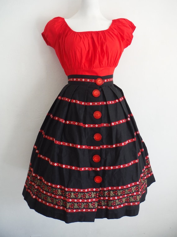 1950s Printed Skirt and Peasant Blouse Set