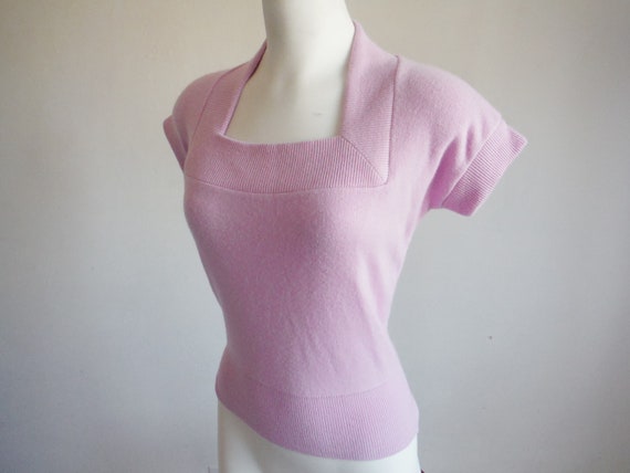 Lovely 1950s Lilac Sweater