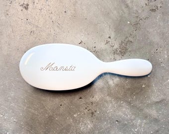 Mason Pearson Popular Mixture Hairbrush with Engraving - White