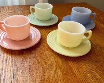 Vintage Hazel Atlas Moderntone Hostess Set