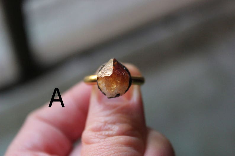 Citrine ring gold,minimalist ring,dainty yellow ring,raw stone ring,raw crystal ring,raw gemstone ring,rock ring,bohemian rings,hippie rings