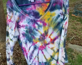 Women’s Tie Dyed Long Sleeve T Shirt Large