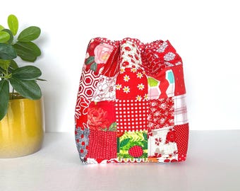 Bolsa roja acolchada con cordón, estuche con cordón de patchwork