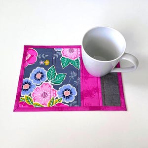 Pink Mug Rug, Quilted Floral Mug Mat, Coffee Coaster, Snack Mat