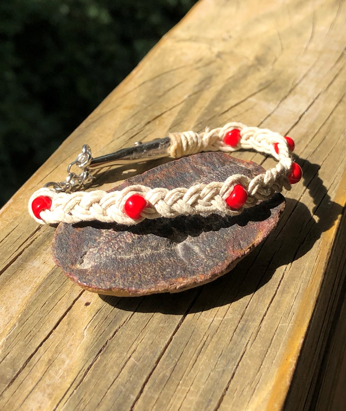  Glow  in the Dark  Functional Bracelet avec perles rouges et 