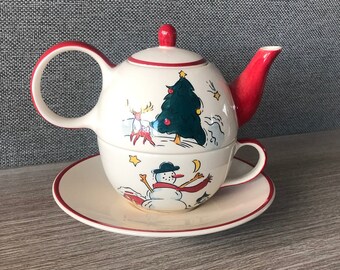 SALE Christmas Teapot Cup Saucer Set 4 Piece Christmas Tea Set Teapot Lid Cup Saucer Shabby Vintage Teapot Snowman Christmas Tree Red White