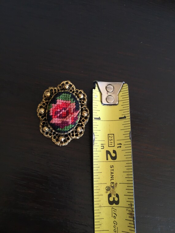 Vintage Needlepoint Rose Flower Brooch Pin - Anti… - image 2