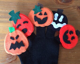 5 Little Pumpkins Glove Set