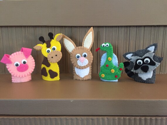 Five finger puppets hot sale