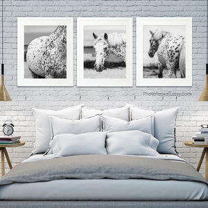 Horse art decor gallery wall art set of 3 Black and white prints horse wall decor Large wall art office or bedroom wall decor headboard zdjęcie 5