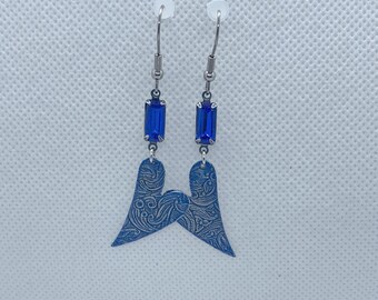 Vintage Sapphire Blue Rhinestone Heart Earrings