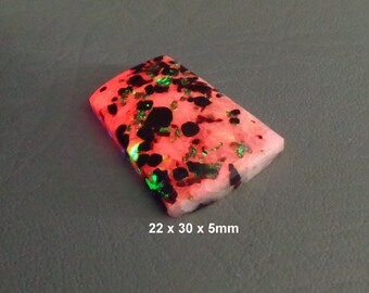 Fluorescent Mineral Cabochon. Franklin, NJ. Calcite, Zincite, Franklinite, Willemite  Picture 1 shows fluoresce under short wave UV lamp