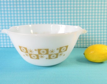 Fire King Star Glow Mixing Bowl - PRISTINE - 2 AVAILABLE - Cinderella Style - 2 Quart - Atomic Snowflake - Mid Century Kitchen - 1960's