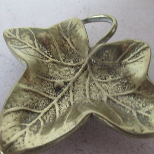 Vintage Messing Blatt Aschenbecher Pin Dish Key Dish Schmuckstück Dish Ring Halter