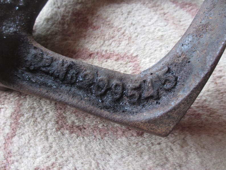 Antique Challenge Cobblers Shoe Menders Last Anvil Rd No 209545 Dates it to 1893 image 2