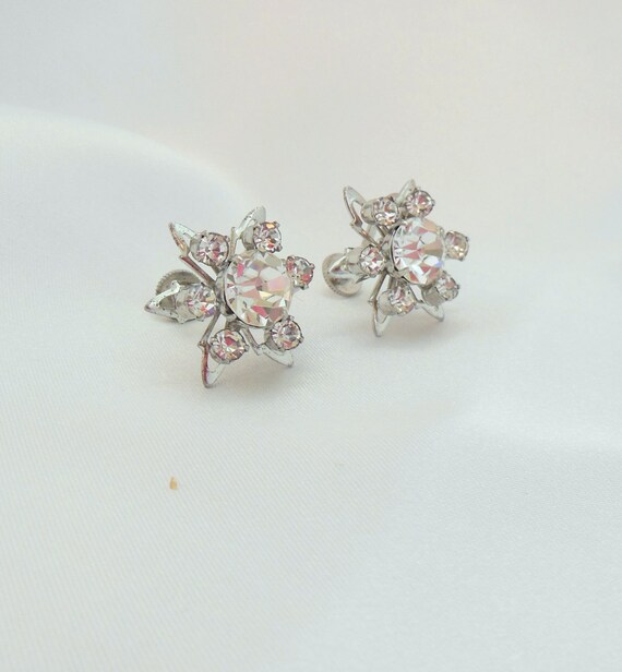 Items similar to Vintage Crystal Earrings Screw Backs on Etsy