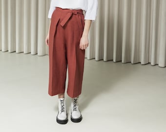 High-rise baggy linen pants, Elastic belt and side pockets culottes, Relaxed boho flax trousers, Summer resort capri pants, Vacation wear