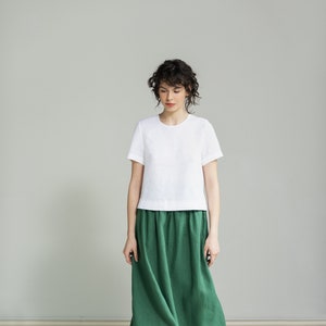 Lässiges Leinen-T-Shirt, Kurzarm-Bluse, gewaschenes Leinen-T-Shirt mit entspannter Passform, Basic-Top mit kurzen Ärmeln, Sommer-Capsule-Garderobe Bild 3