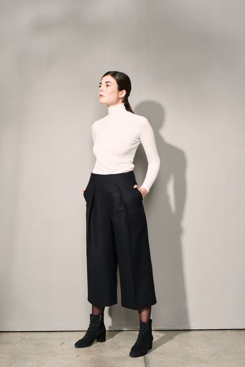 High-waisted wide wool trousers with deep pleats and side pockets, wool culottes with viscose lining image 2