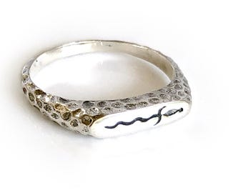 Dagger Stacking Ring - STERLING SILVER - Hammered Finish - Minimal Fantasy Adventure Jewelry