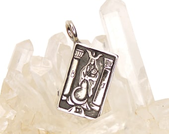 Collar con colgante de la Carta del Tarot de Plata - Suma Sacerdotisa - DOBLE CARA - diosa de la triple luna