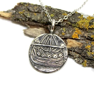 Viking Ship Pendant with Viking Compass – Double-Sided Norse Jewelry for Guidance & Protection