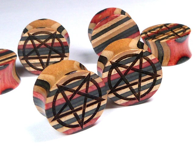 Planches à roulettes recyclées, bouchons de 16 mm (5/8 po), pentagramme, bouchons et tunnels, jauge d'oreille, bouchon en bois, tunnel en bois, boucho