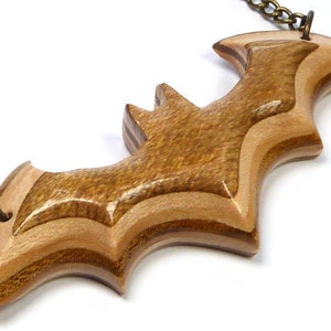 Patinetas recicladas, Collar de murciélago, Colgante de murciélago, Murciélago vampiro, Collar dramático, Collar de murciélago gótico, Collar de encanto de murciélago