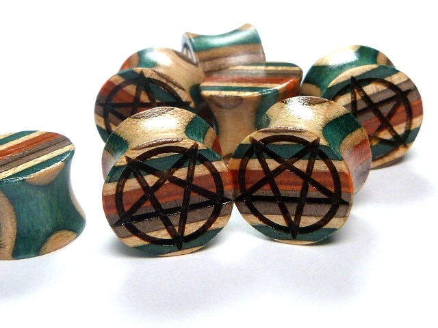 Planches à roulettes recyclées, bouchons de 12 mm (1/2 po), pentagramme, bouchons et tunnels, jauge d'oreille, bouchon en bois, tunnel en bois, boucho