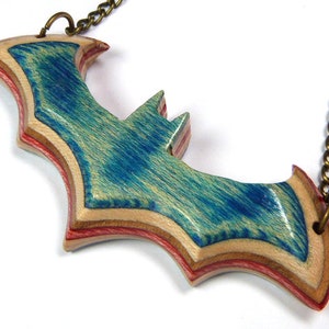 Patinetas recicladas, Collar de murciélago, Colgante de murciélago, Murciélago vampiro, Collar dramático, Collar de murciélago gótico, Collar de encanto de murciélago